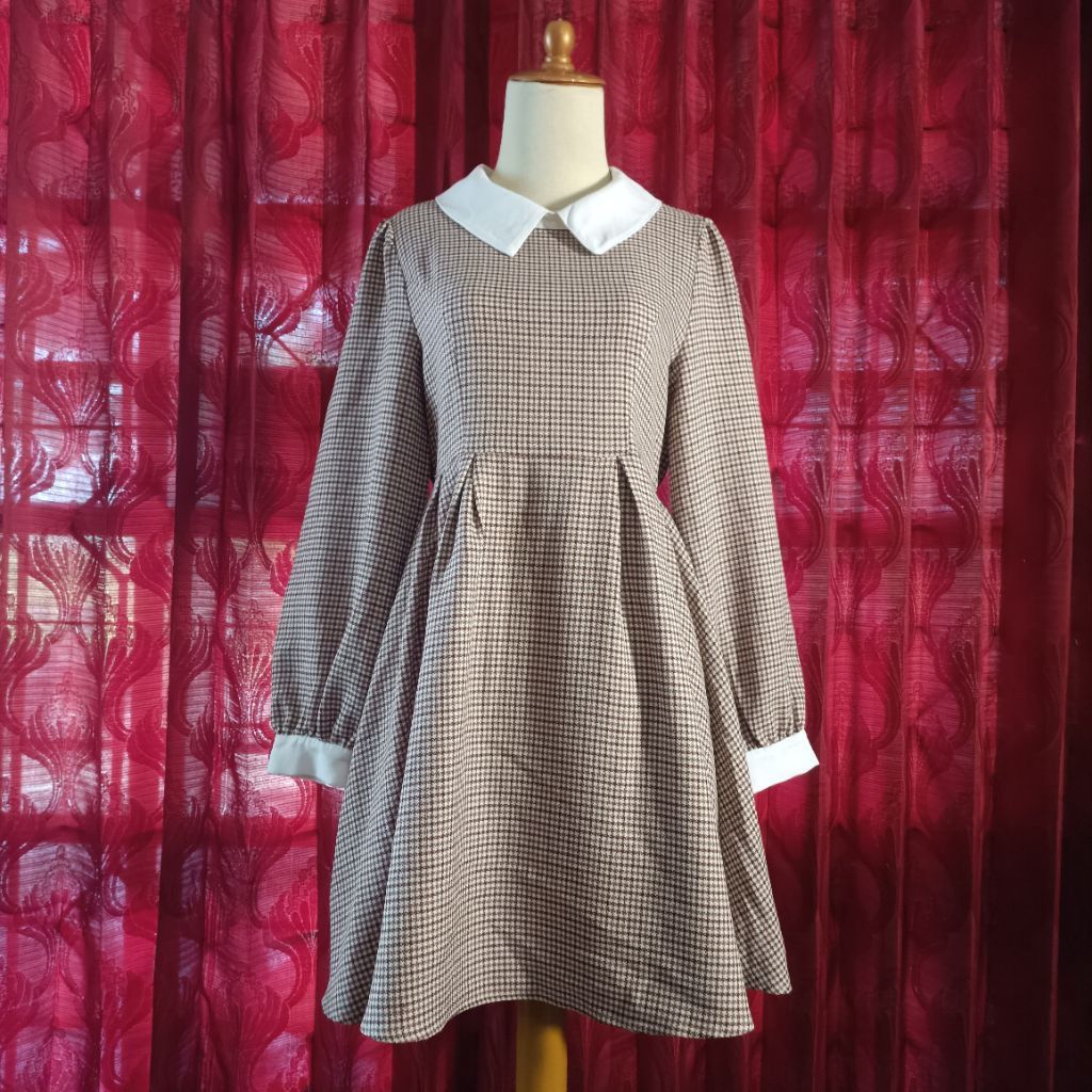 AMAVEL Houndstooth HS Dress Lengan Panjang Kerah Putih