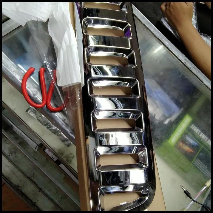 DISKON GRIL DEPAN MOBIL MODEL HUMMER RUSH / TERIOS LAMA 2006 SAMPE 2012 WARNA CHROME 