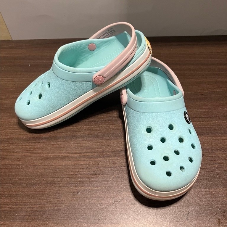 Preloved Sandal Crocs C12 biru