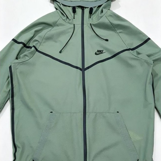 NIKE OUTDOOR