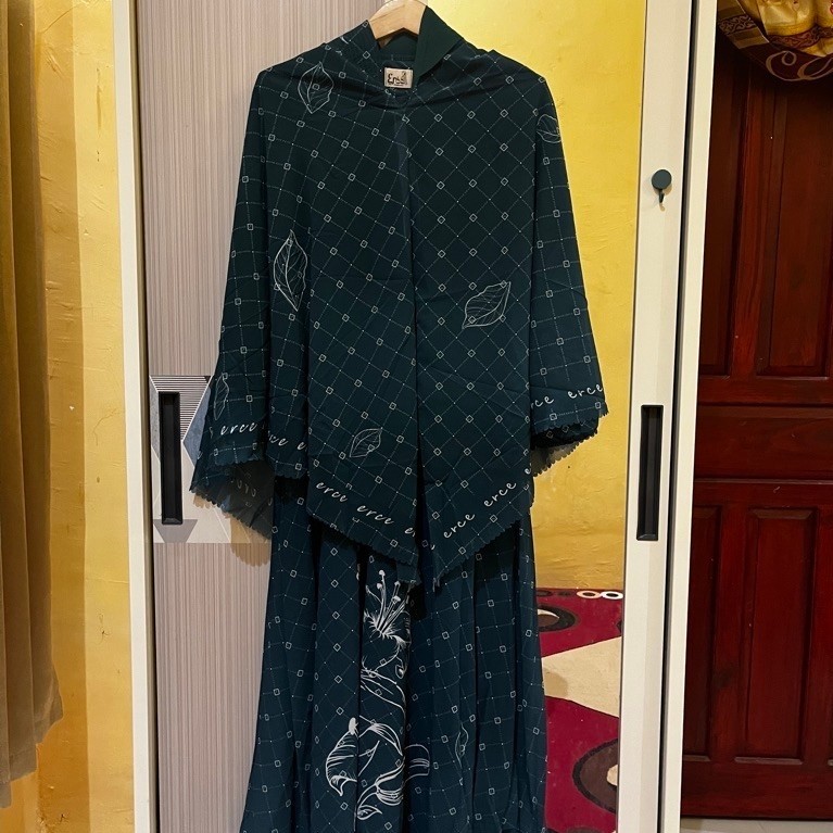 Erce production Gamis syari set khimar