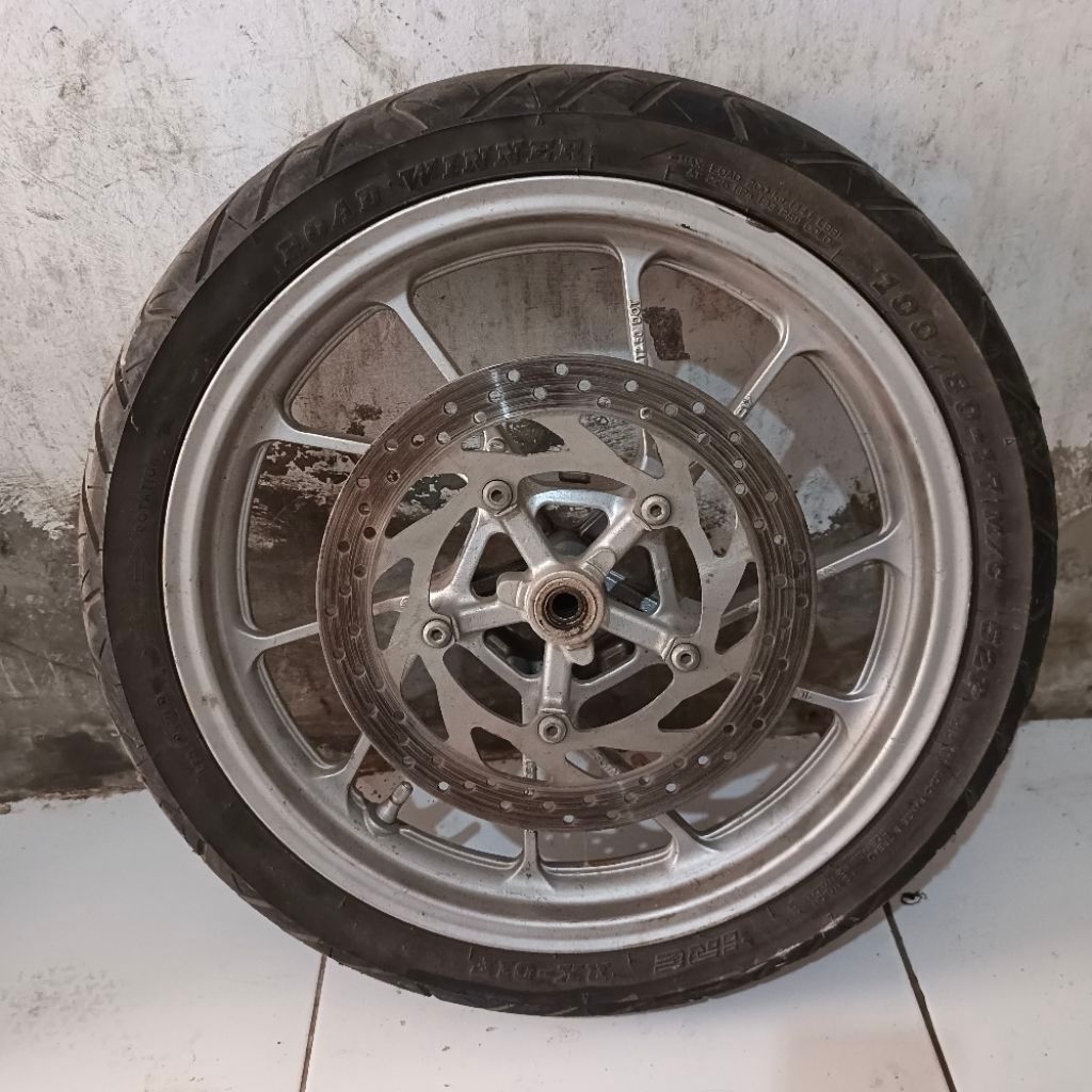Velg Depan Original YAMAHA R15V3 R15V4 Copotan