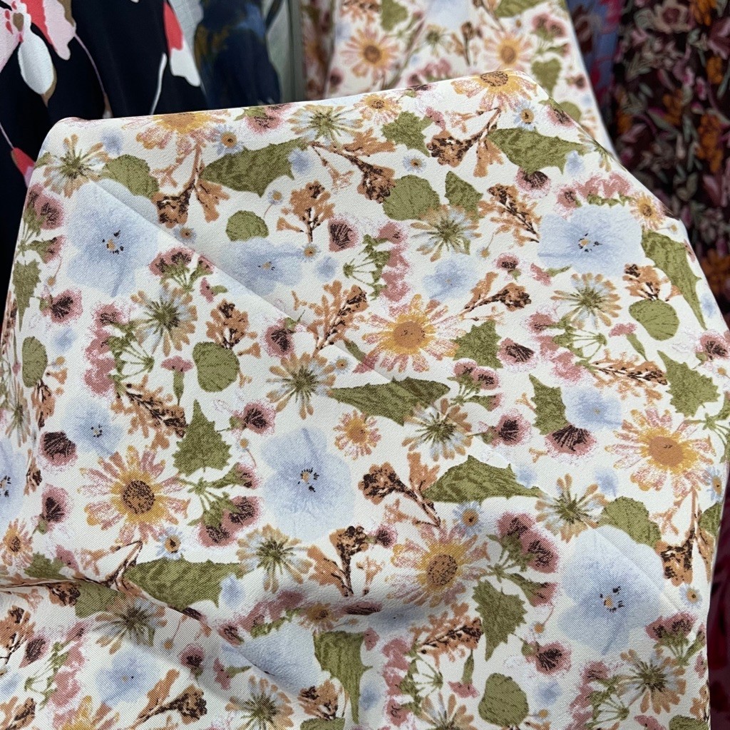 kain poli cvc motif bunga kecil premium - kain poliester cvc original - kain cvc style vintage ro