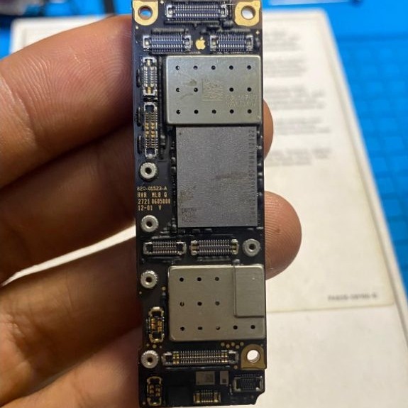 Mesin iphone 11 64gb IBox