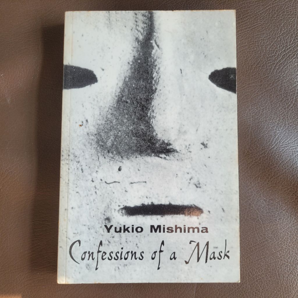 Novel Confessions of a Mask by Yukio Mishima (Import)