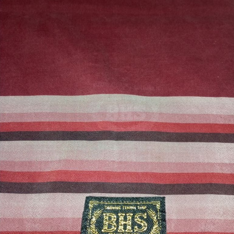 sarung BHS TKB merah full sutra spunslik 210/2 second