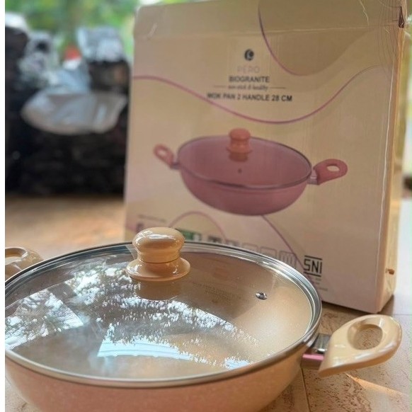 Panci wok pan 2 handle 28 cm dengan tutup kaca warna beige/blue/mint brand pero