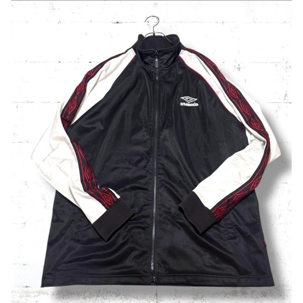 UMBRO TAPPED VINTAGE
