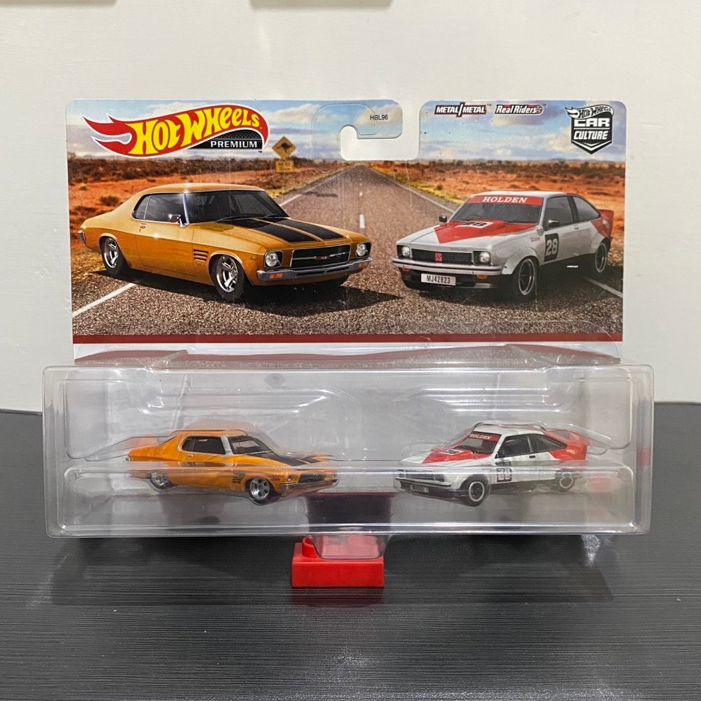 Hotwheels Twin Pack 73 Holden Monaro GTS Holden Torana A9X