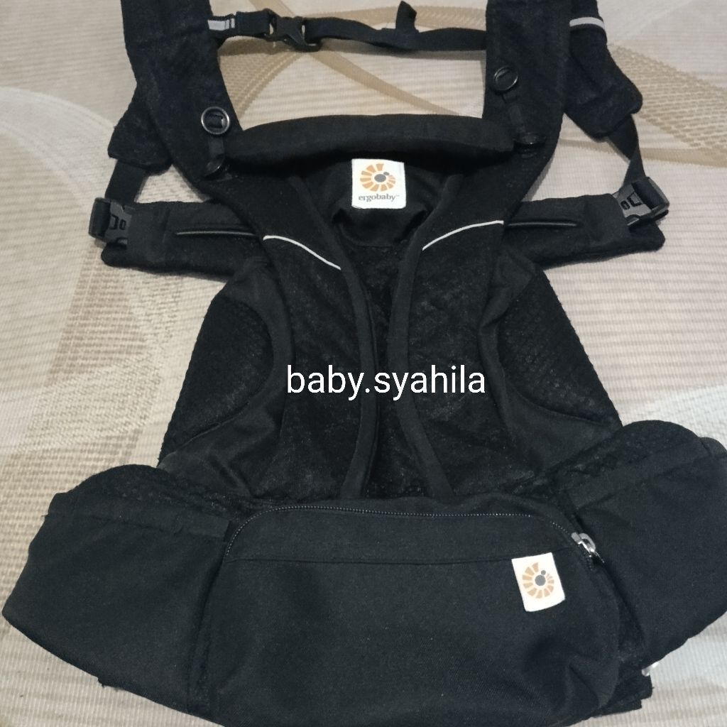 Preloved Ergobaby Omni Breeze Original - Black