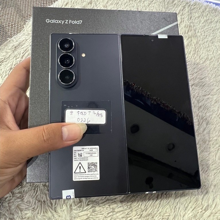 Samsung Z fold 7 16/1 tb resmi indonesia mulus