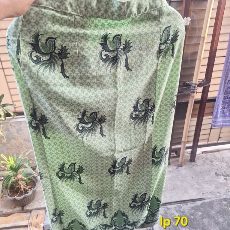 Rok Batik Hijau Preloved