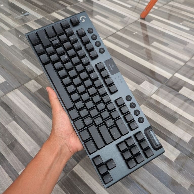 Keyboard Gaming Logitech G915 TKL