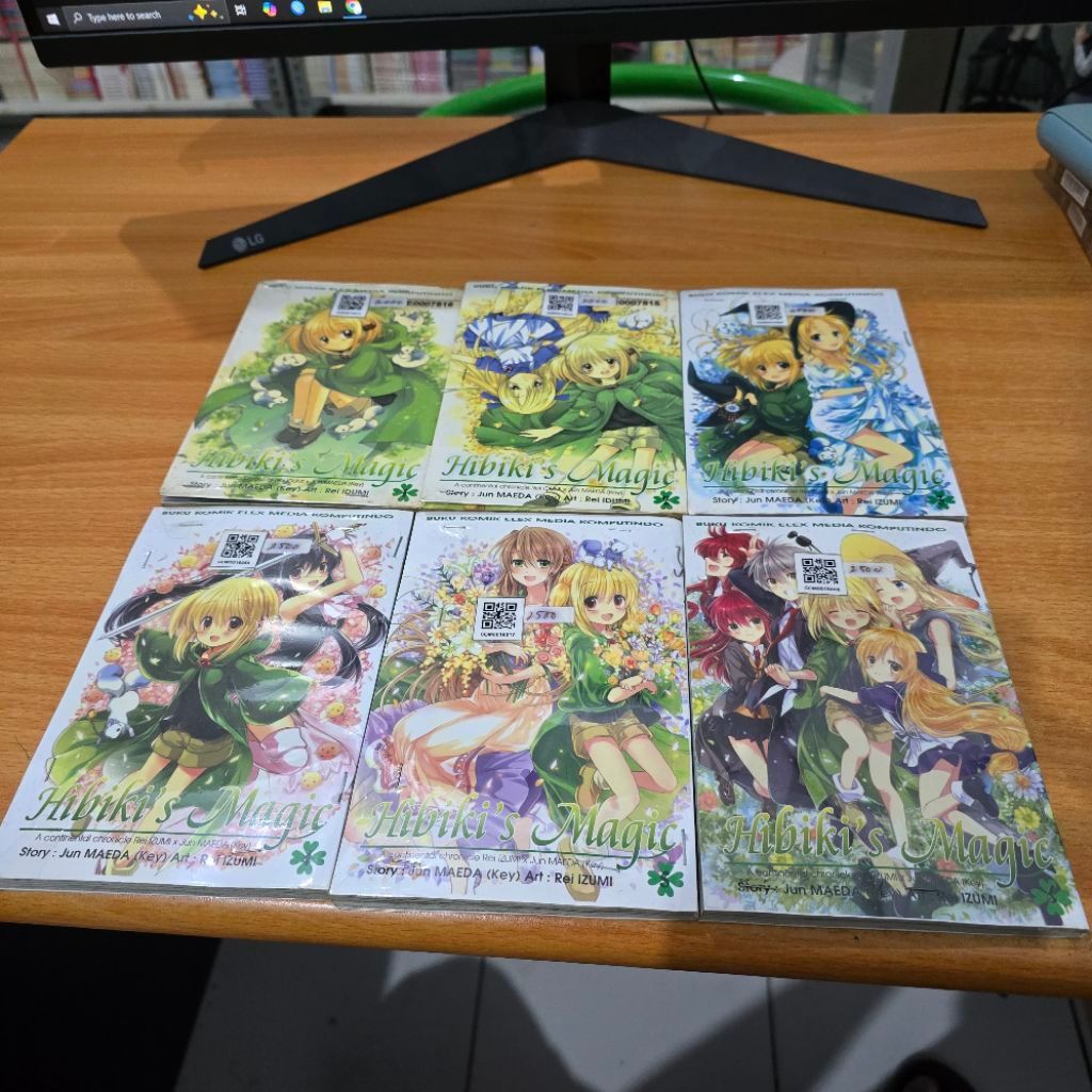 Bundle Komik Hibiki's Magic Volume 1-6 Preloved
