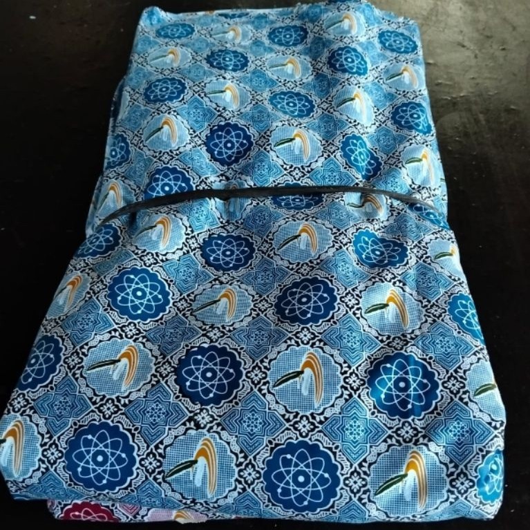 Batik sekolah  JSIT Biru untuk SMP / SLTP