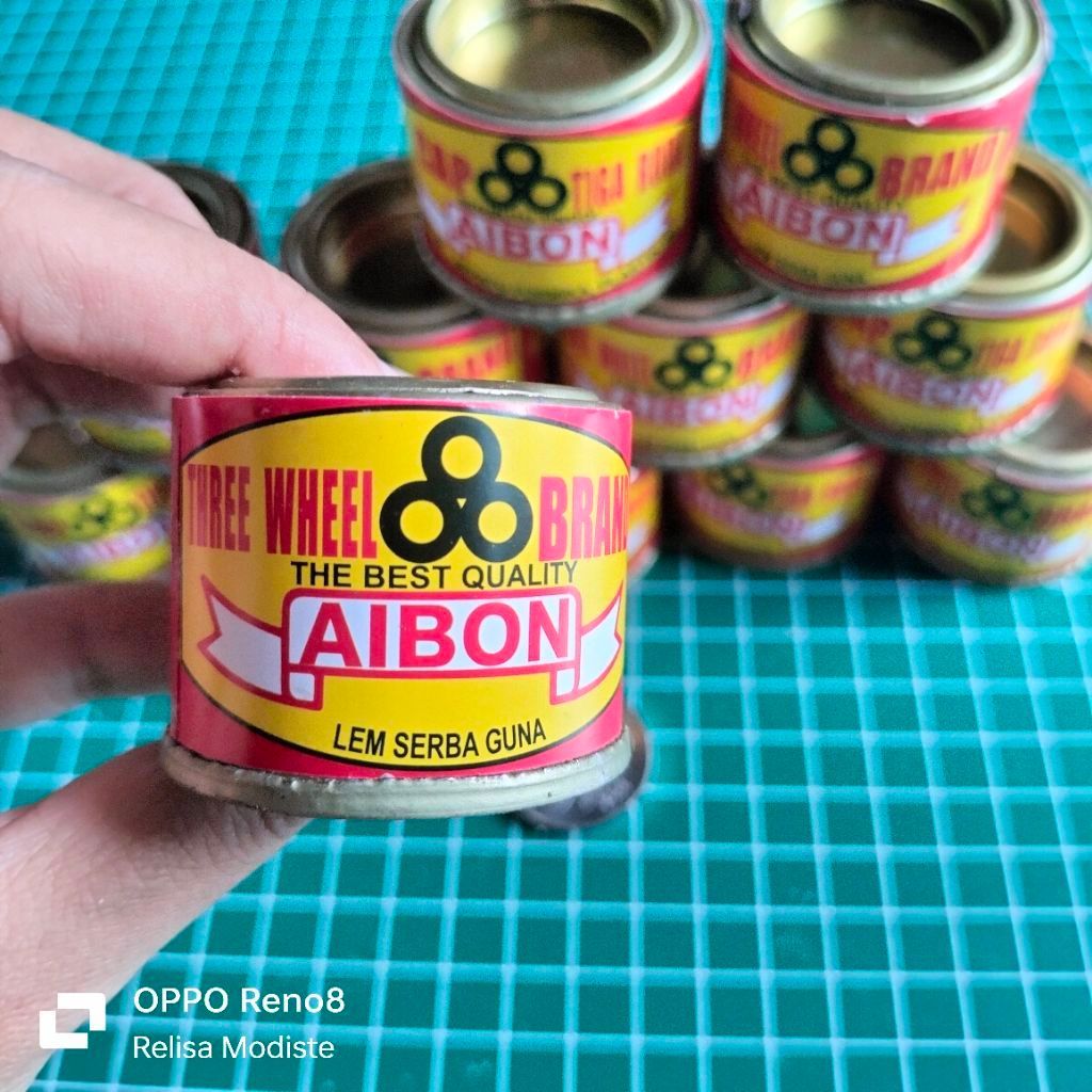 Lem Sepatu AIBON 35 GR / LEM PLASTIK LEM SOL