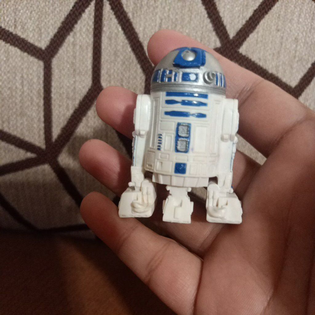 Mainan Anak action figures robot Star war, Karet padat, Prelove atau second