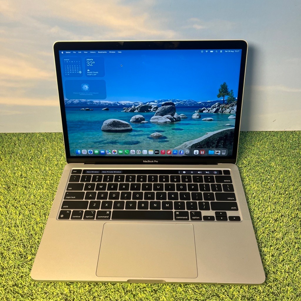MacBook pro m1 2020 16/256gb