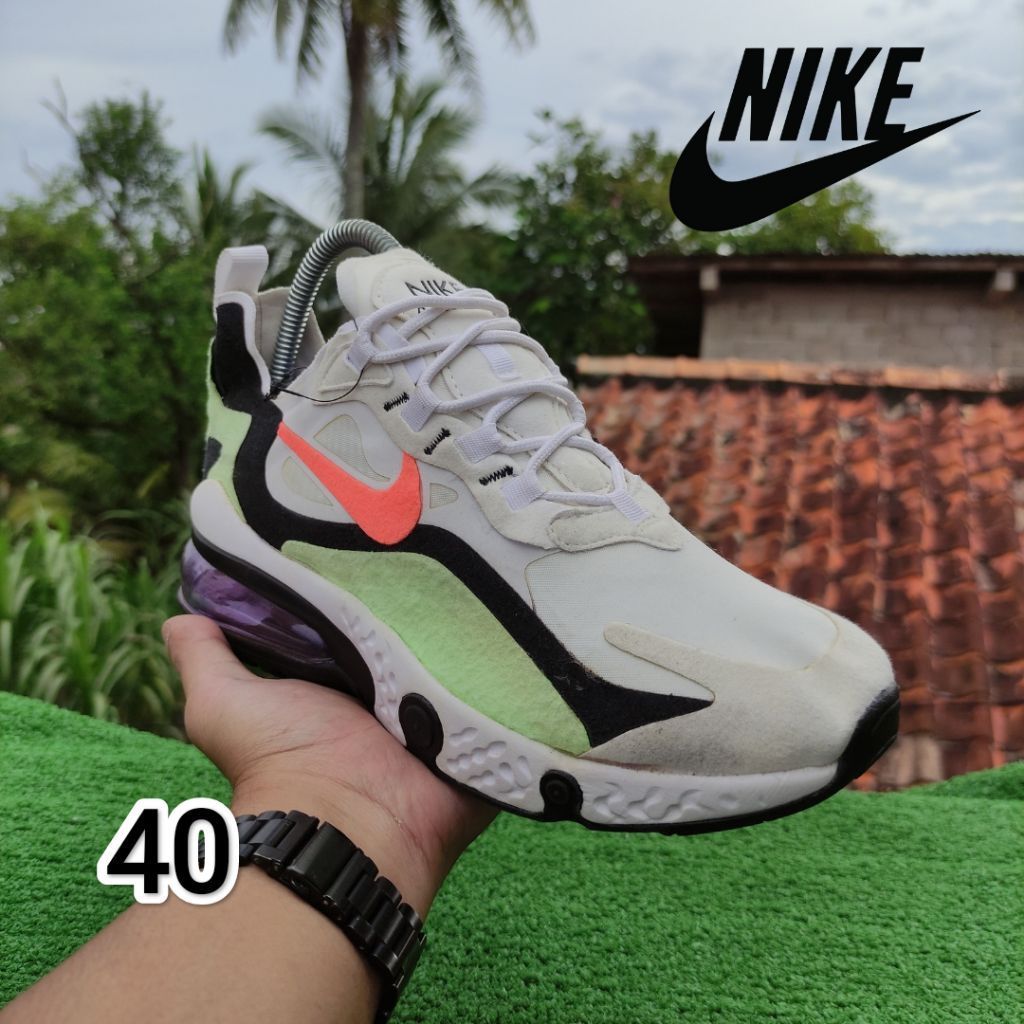 NIKE AIRMAX 270 REACT