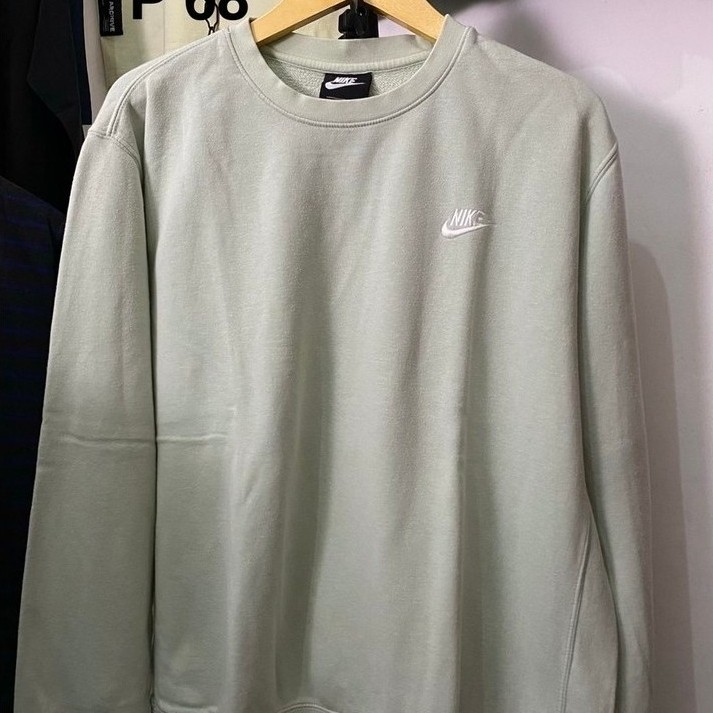 (68x65cm tanpa ditarik) CN crewneck sweater sweatshirt Nike logo bordir green sage color