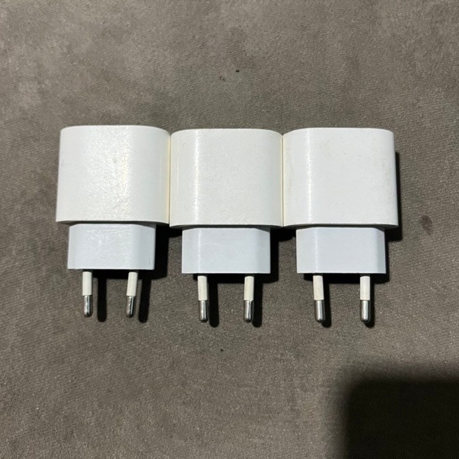 Adaptor Charger IPHONE ORIGINAL (Second)