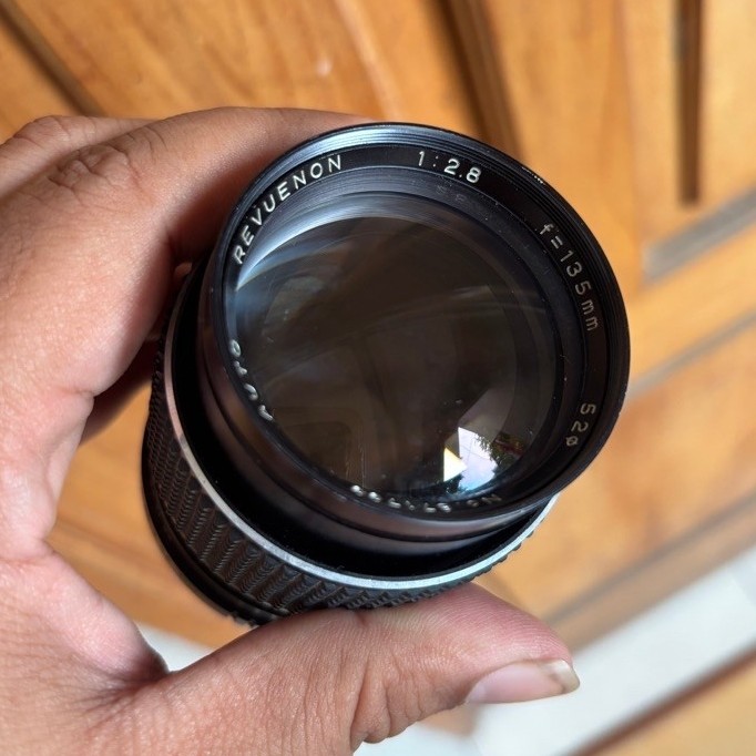 Lensa manual 135mm f2.8 Revuenon mount M42
