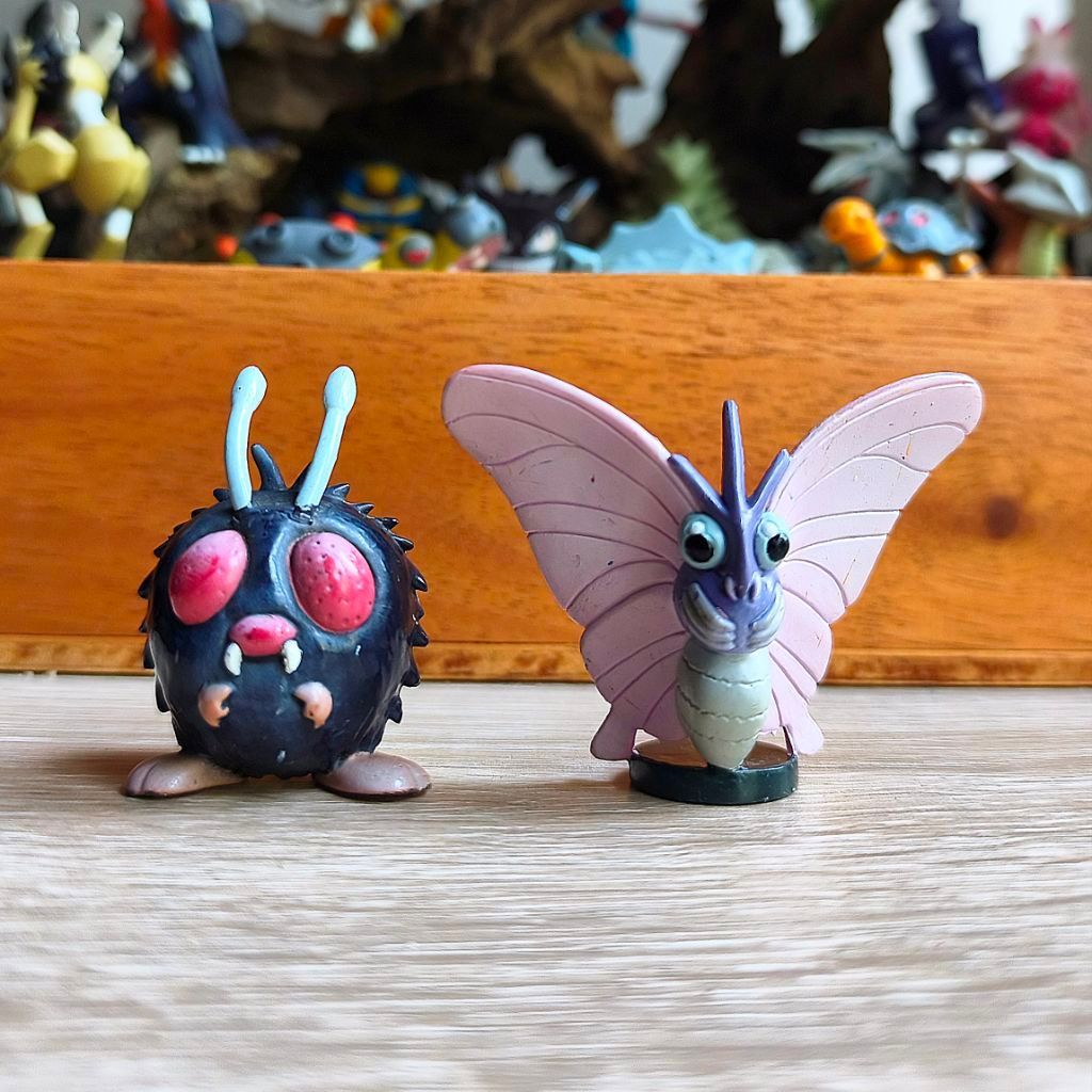 Paket Figure Moncolle Pokemon Venonat Venomoth Takara Tomy C.G.T.S.J Auldey Vintage RARE