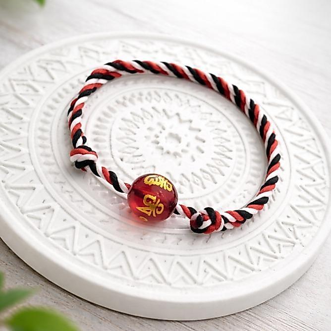 Gelang Tridatu Batu Kristal Tibet Gelang Tradisional Premiun Untuk Pria dan Wanita