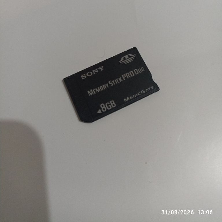 memory stick psp 8gb second