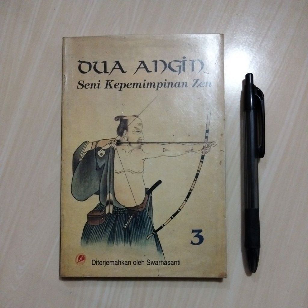 DUA ANGIN - SENI KEPEMIMPINAN ZEN - YAYASAN PENERBIT KARANIYA, 1996 - Buku Bekas Murah Original - C7
