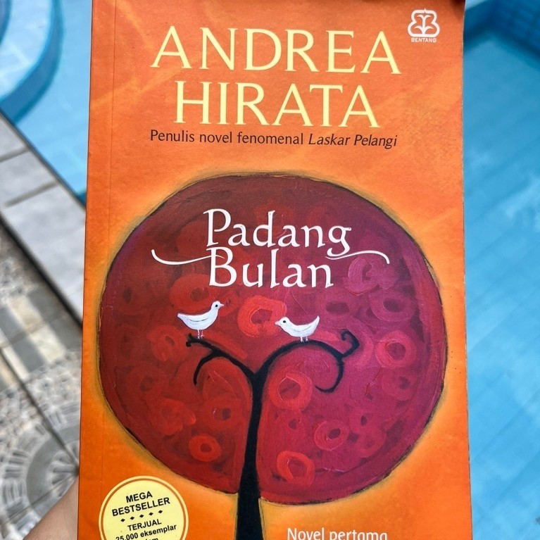 (Preloved) Novel Padang Bulan Karya Andrea Hirata Original