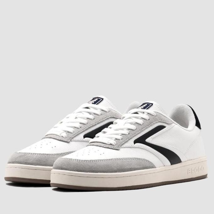 Fakinajayuuu - Brodo - Sneakers Ace Tennis Ivory Black