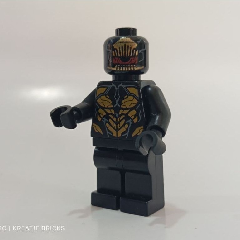 LEGO MARVEL Outrider sh0872 minifigure
