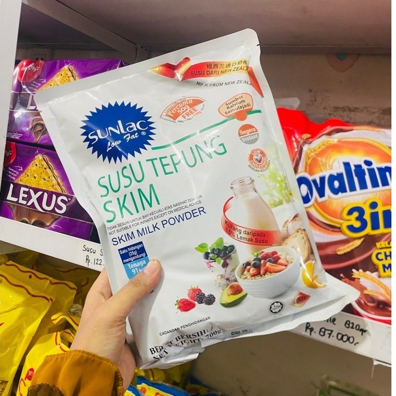 Sunlac Low Fat Susu Bubuk Skim Malaysia 750g