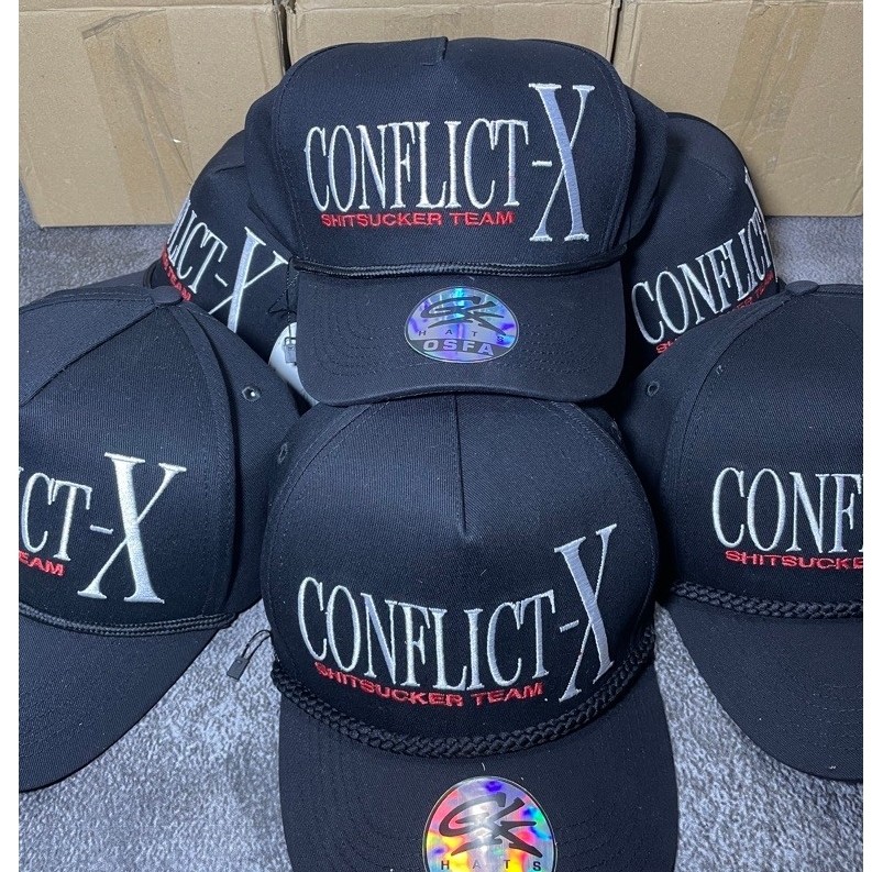 Topi Conflict X merah