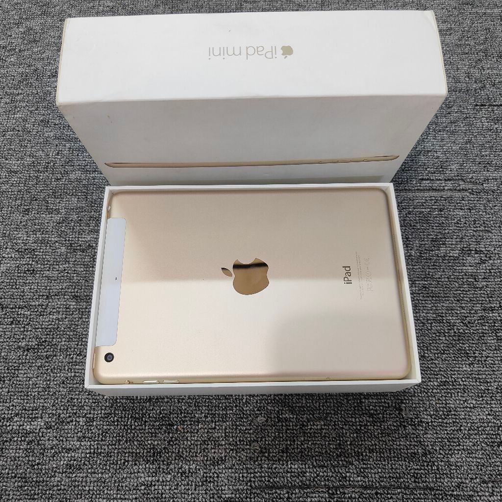 iPad mini 3 64GB wifi & CELL kondisi mulus 99% FULL SET