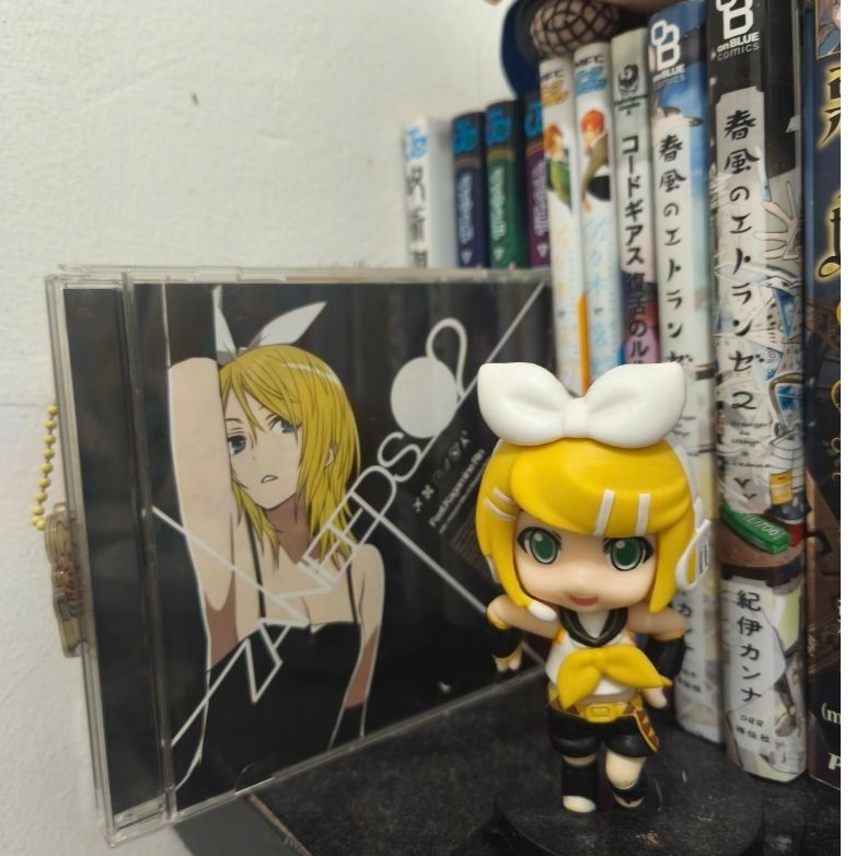 Kagamine Rin Cd figure ori vocaloid set