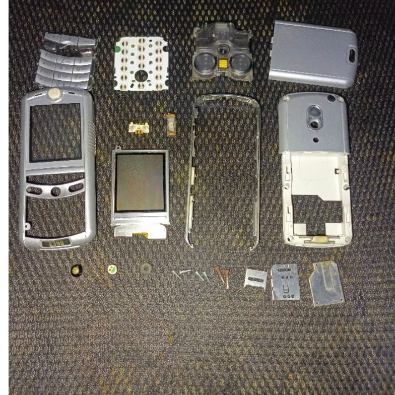 parts pritilan Motorola E398 sebagian bisa buat Motorola RokR E1