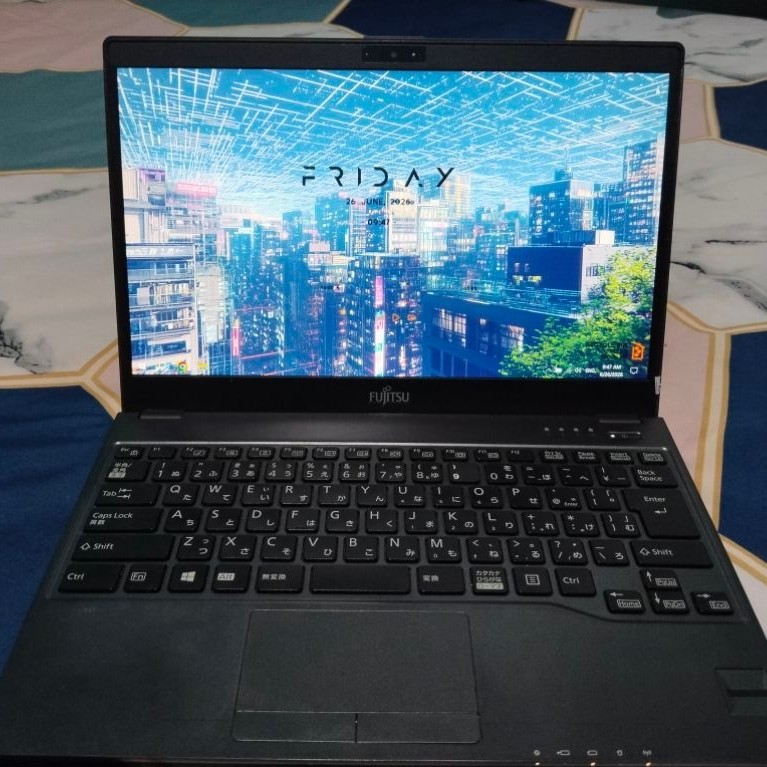 FUJITSU Laptop Celeron 8GB DDR4 SSD 128GB Slim 13.3 Inch