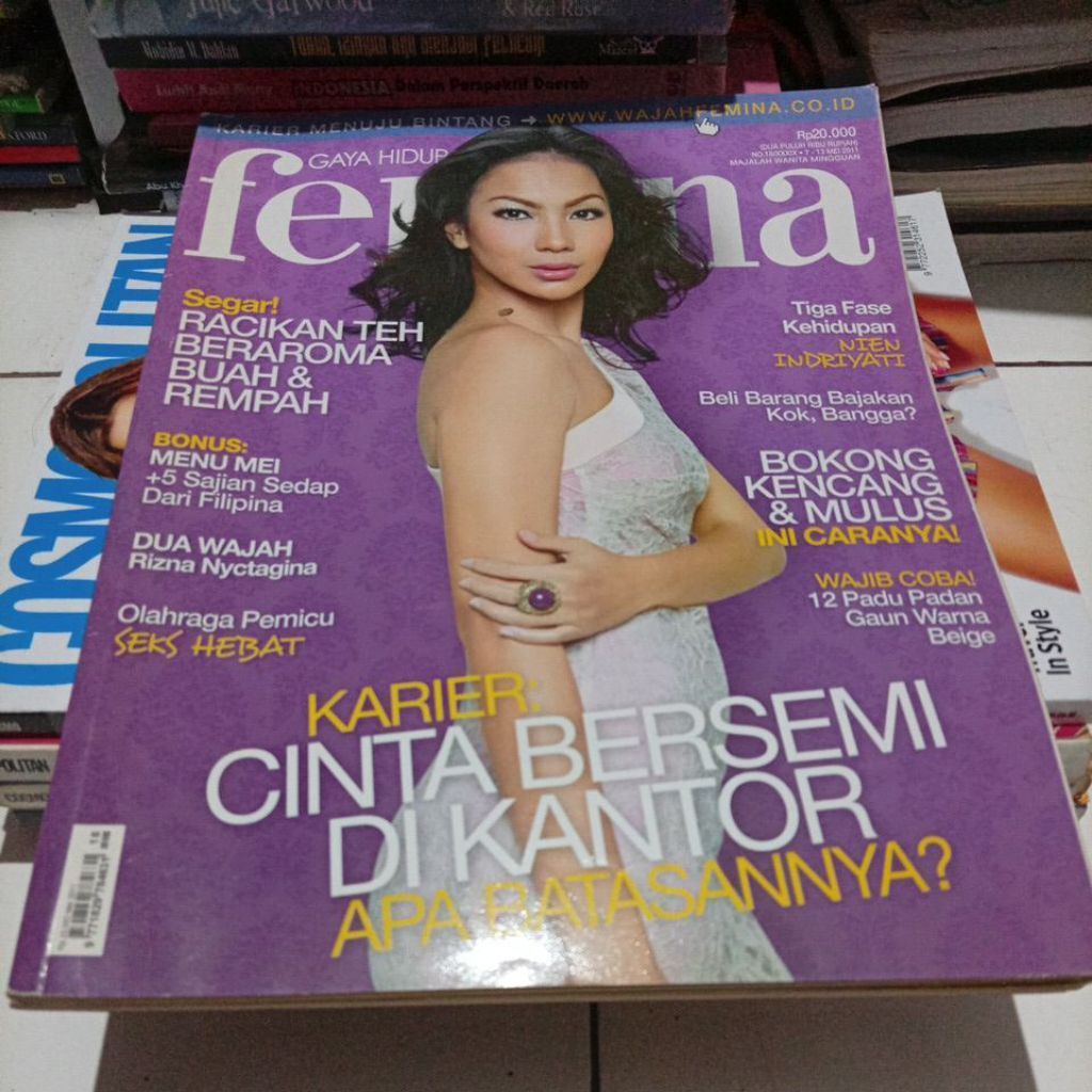MAJALAH FEMINA EDISI MEI 2011