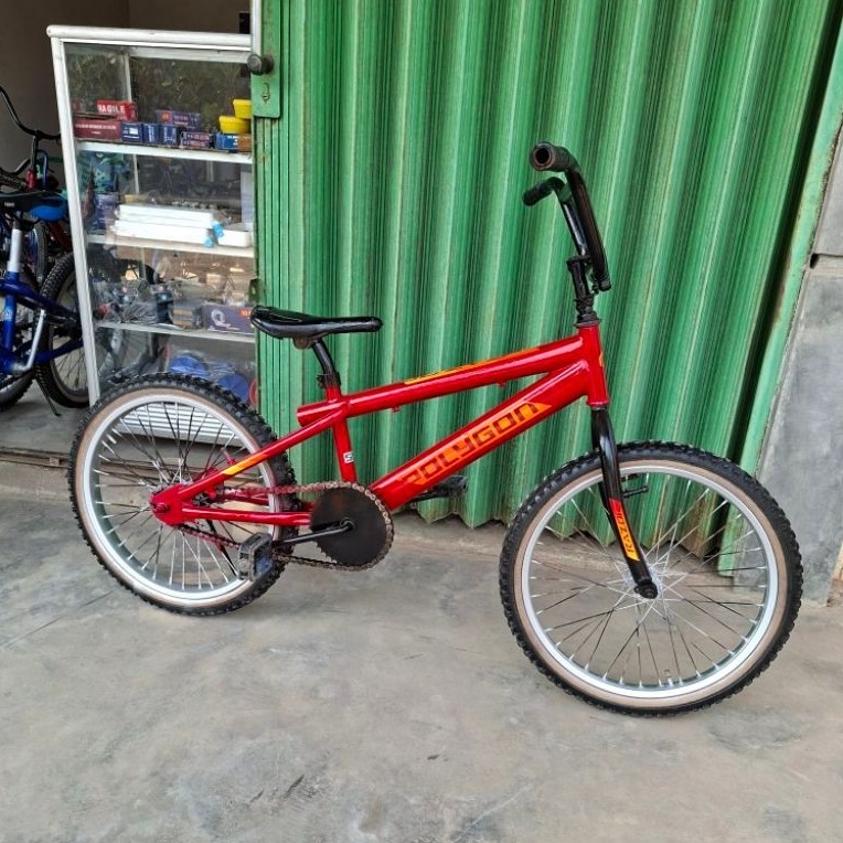 Sepeda BMX 20 Merah Ala Polygon Bekas Siap Pakai Kondisi Sesuai Foto