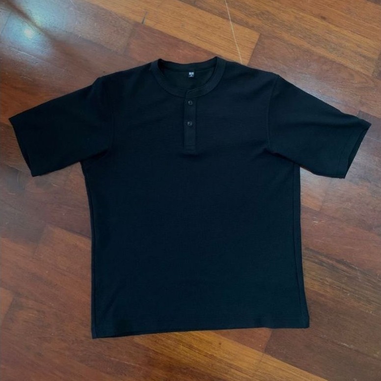 Uniqlo henley waffle t shirt