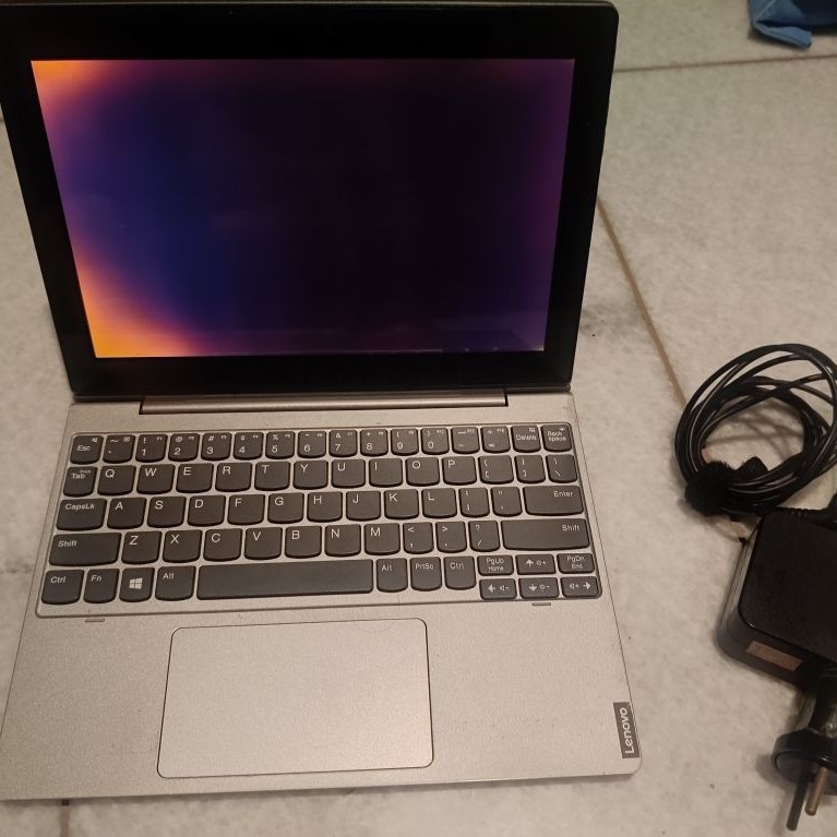 Lenovo D330 Laptop MINUS