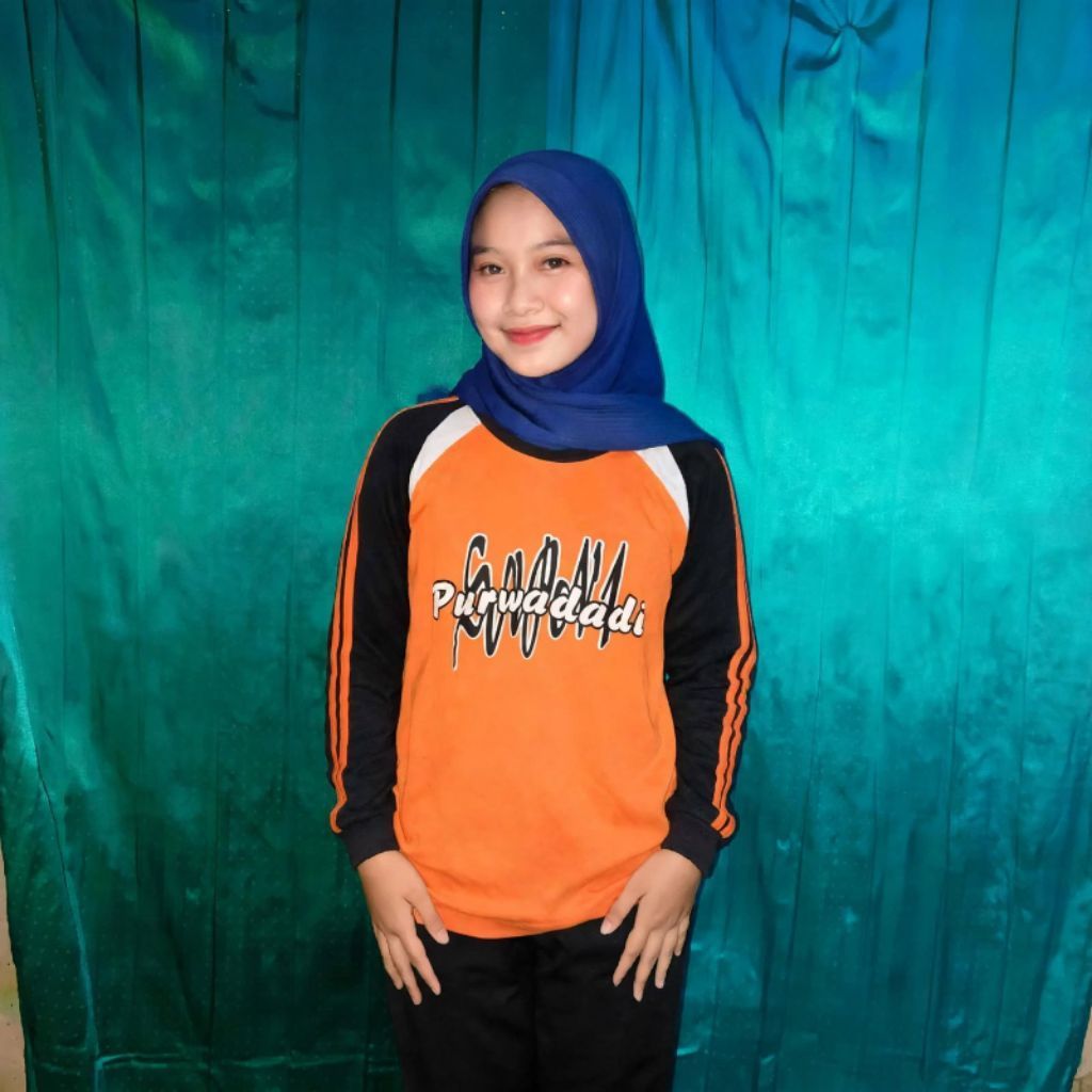 PRELOVED BAJU OLAHRAGA SMP BAJU ONLY