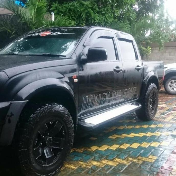 Over fender Isuzu Dmax 2007-2012 model ori