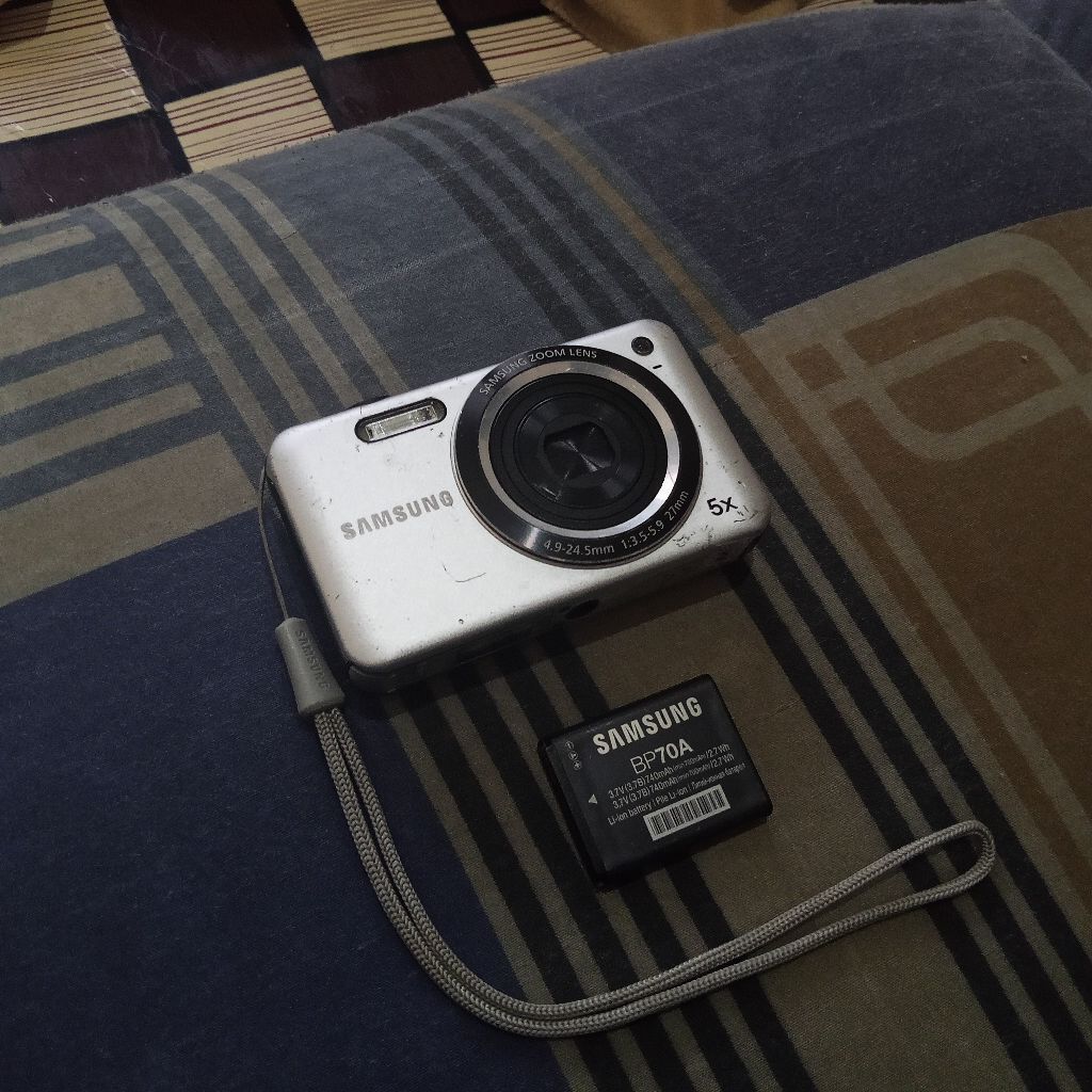 Samsung ES75  KAMERA DIGITAL KAMERA POCKET DIGICAM