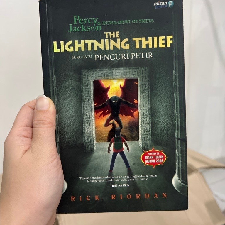 Novel Murah - Percy Jackson - The Lightning Thief