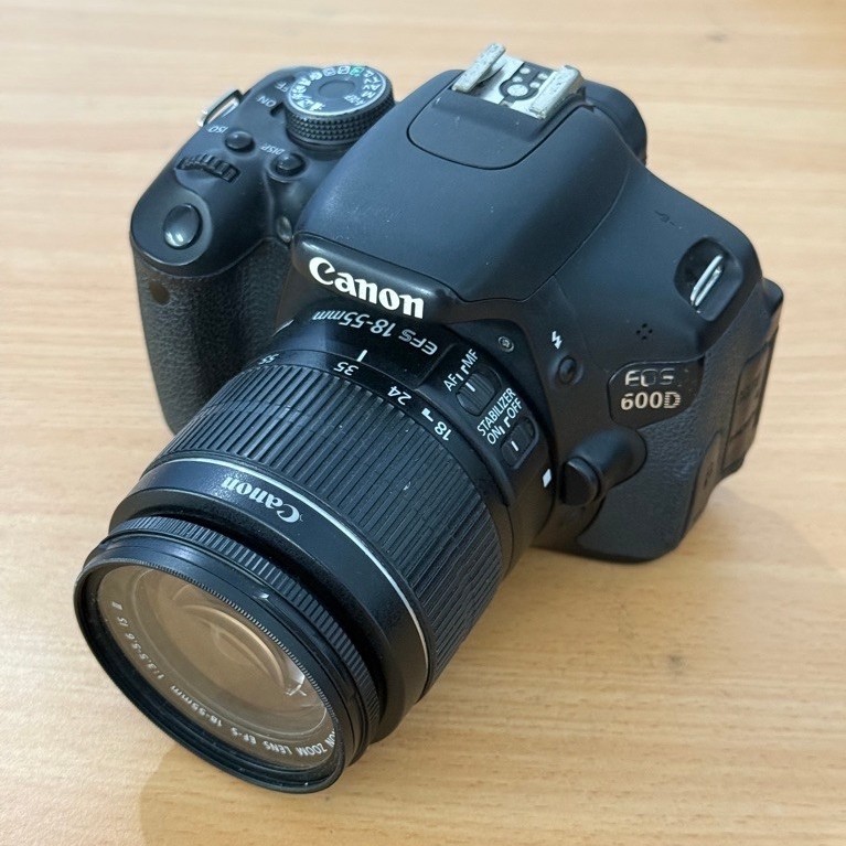 Kamera Canon 600d dslr murah second