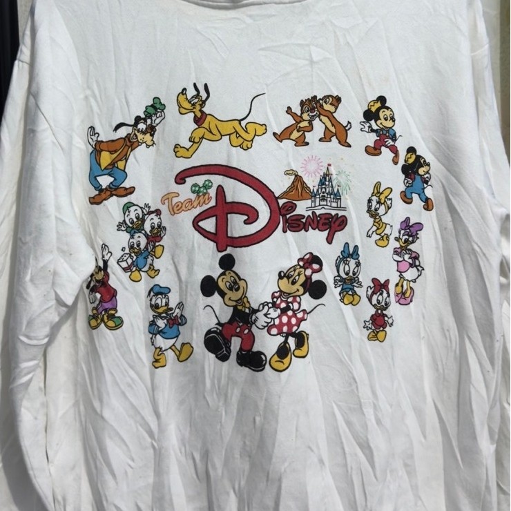 Hoodie Disney Tokyo Resort Big Logo Putih