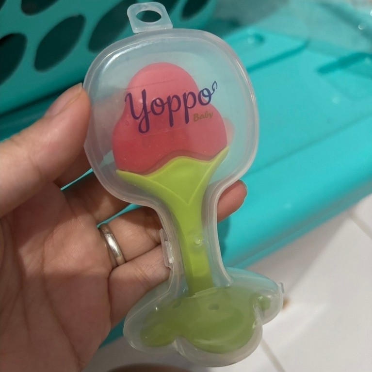 Yoppo Baby Teether BPA Free 3+ Months Case